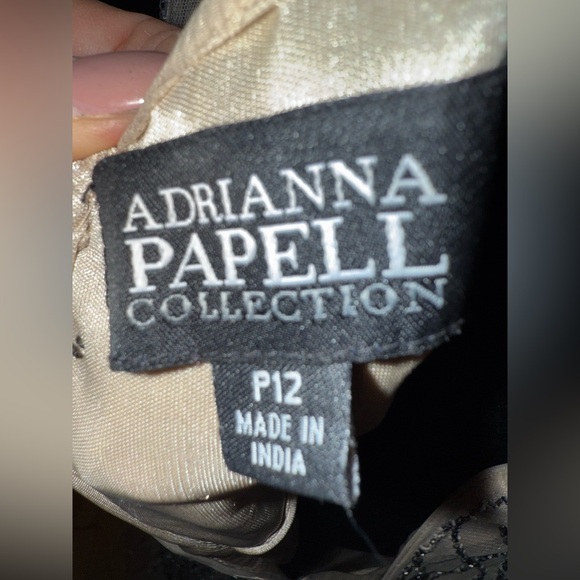 Adriana Papell long beaded dress - Picture 5 of 5